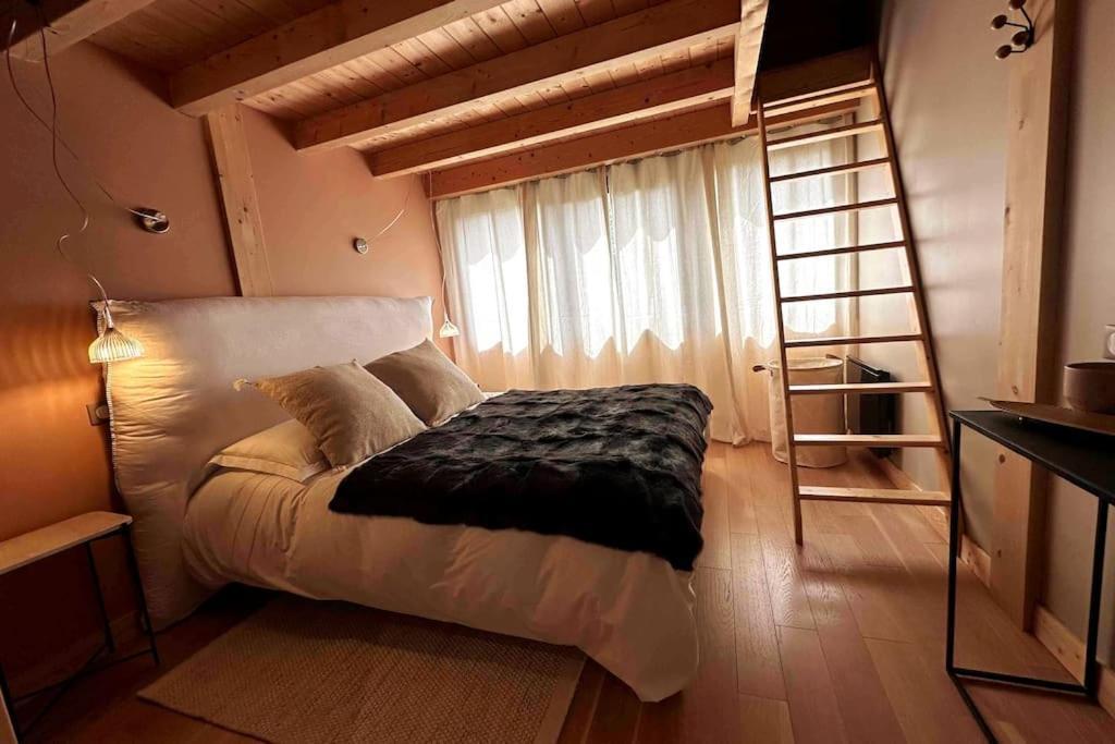 Chalet D'Architecte Avec Vue Panoramique อัลโลส ภายนอก รูปภาพ